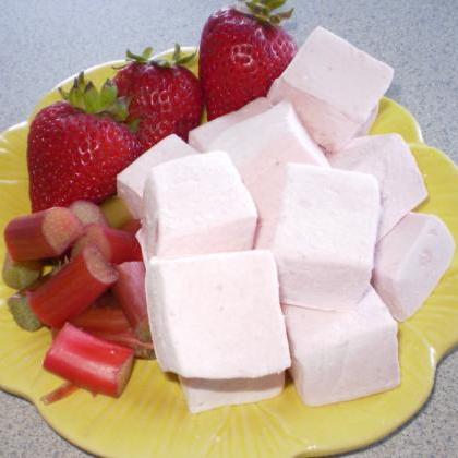 Strawberry Rhubarb Marshmallows gou..