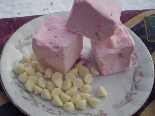 White Chocolate Strawberry Marshmallows 18 Pieces Pink Candy Handmade